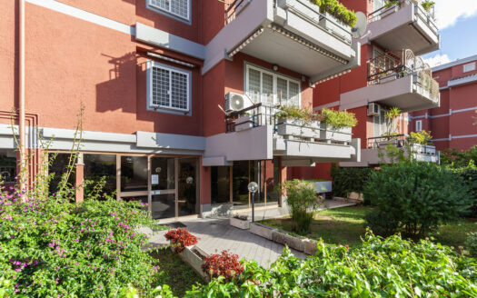 DELIZIOSA MANDARDA VIA VIVANTI EUR MOSTACCIANO